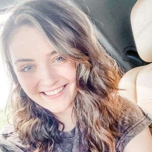 Meet your Posher, Posh